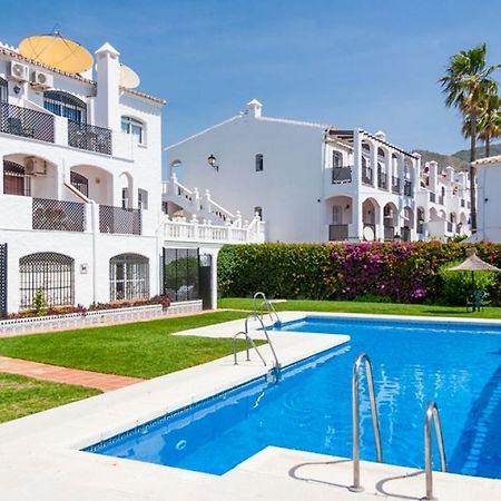 Apartment Verano Azul Nerja Habitación foto