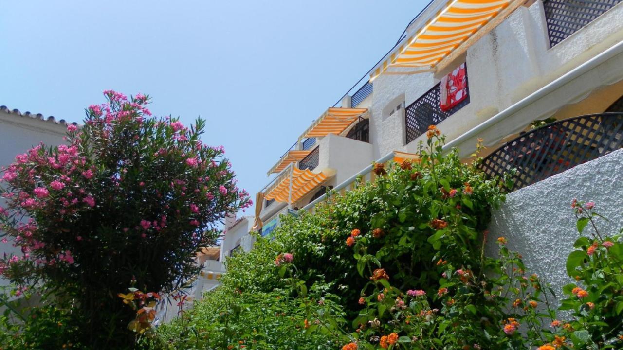 Apartment Verano Azul Nerja Habitación foto